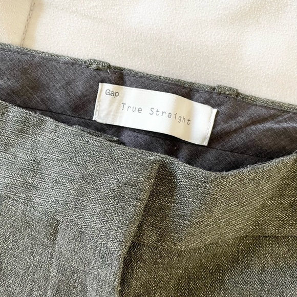 Gap True Straight 00R Stretch Work ankle pants. - Picture 2 of 6